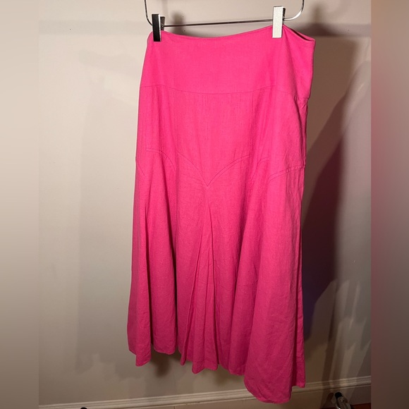 Fuscia Pink Linen Blend skirt suit - Picture 5 of 7